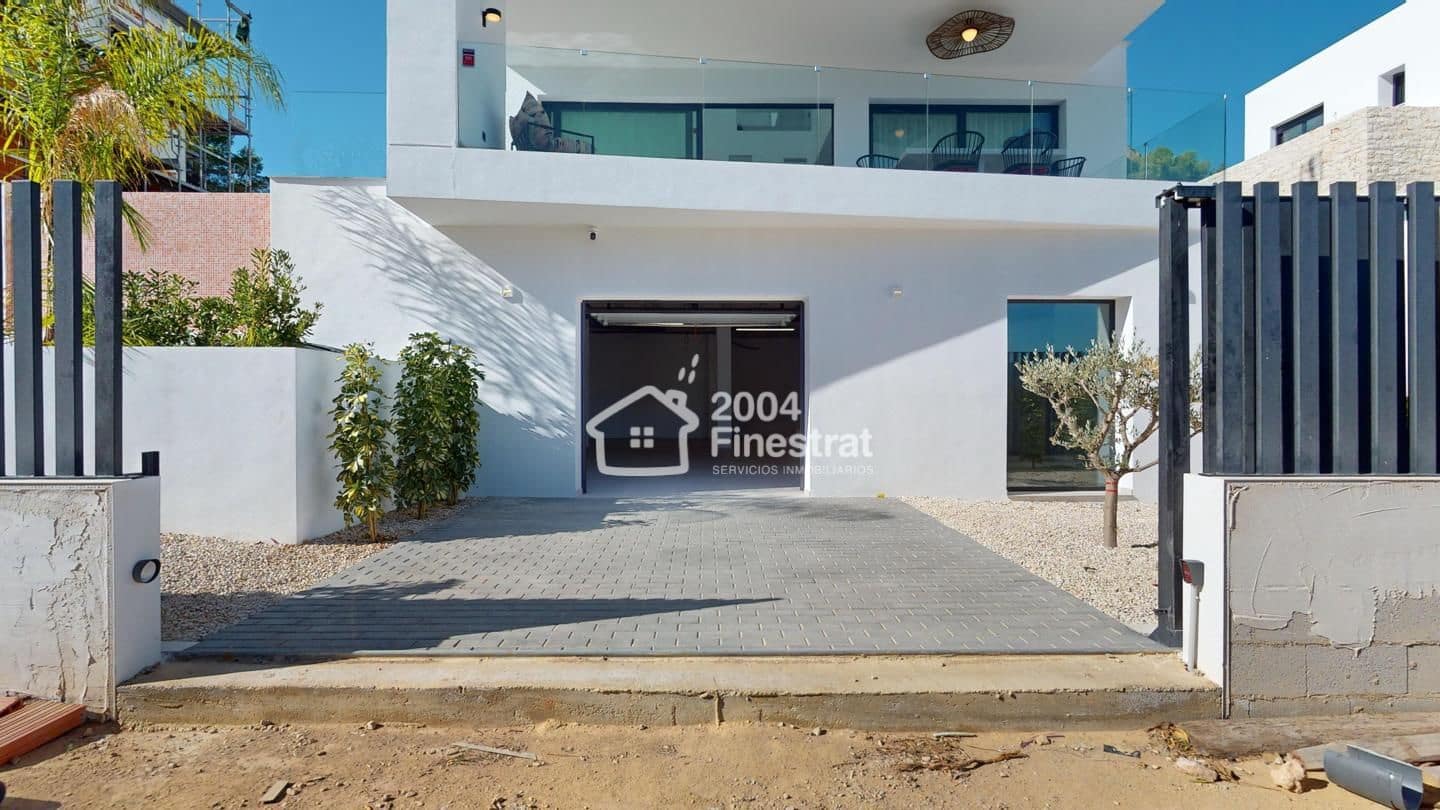 3 makuuhuone Huvila myytävänä paikassa Polop mukana uima-altaan 
autotalli - 860 000 € (Ref: 8249399)