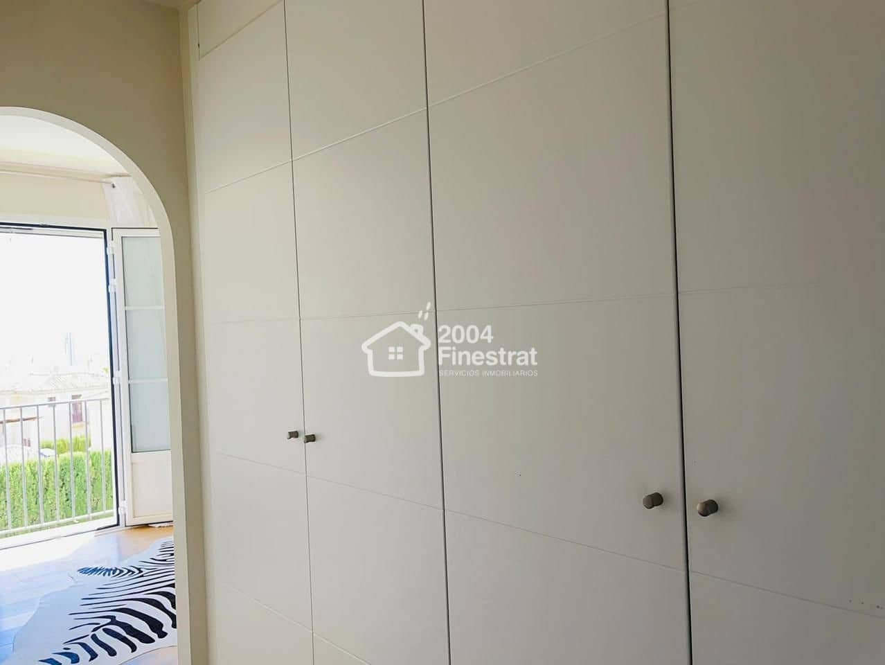 4 bedroom Villa for sale in Finestrat with pool - € 810,000 (Ref: 8334382)