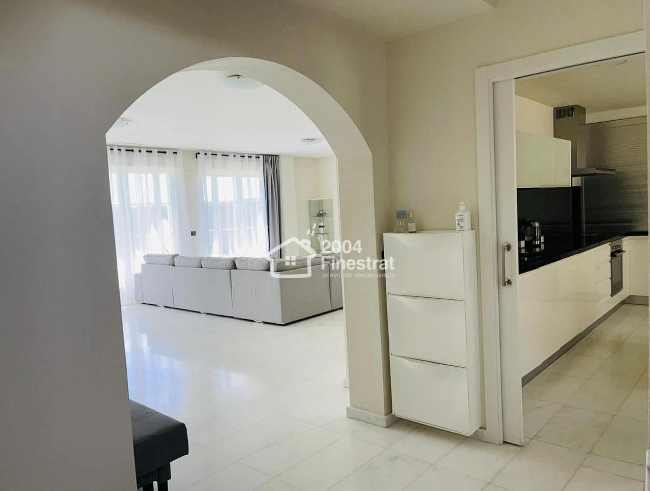 4 bedroom Villa for sale in Finestrat with pool - € 810,000 (Ref: 8334382)