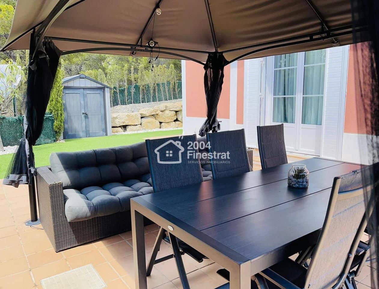 4 bedroom Villa for sale in Finestrat with pool - € 810,000 (Ref: 8334382)