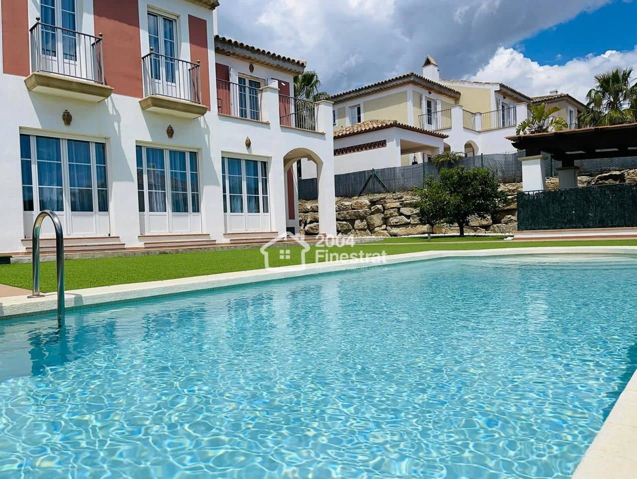 4 bedroom Villa for sale in Finestrat with pool - € 810,000 (Ref: 8334382)