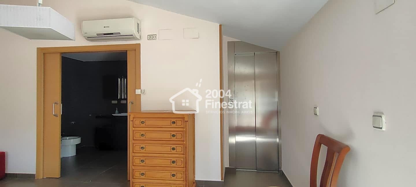 3 sypialnia Willa na sprzedaż w Benidorm z basenem garażem - 449 000 € (Ref: 8429392)