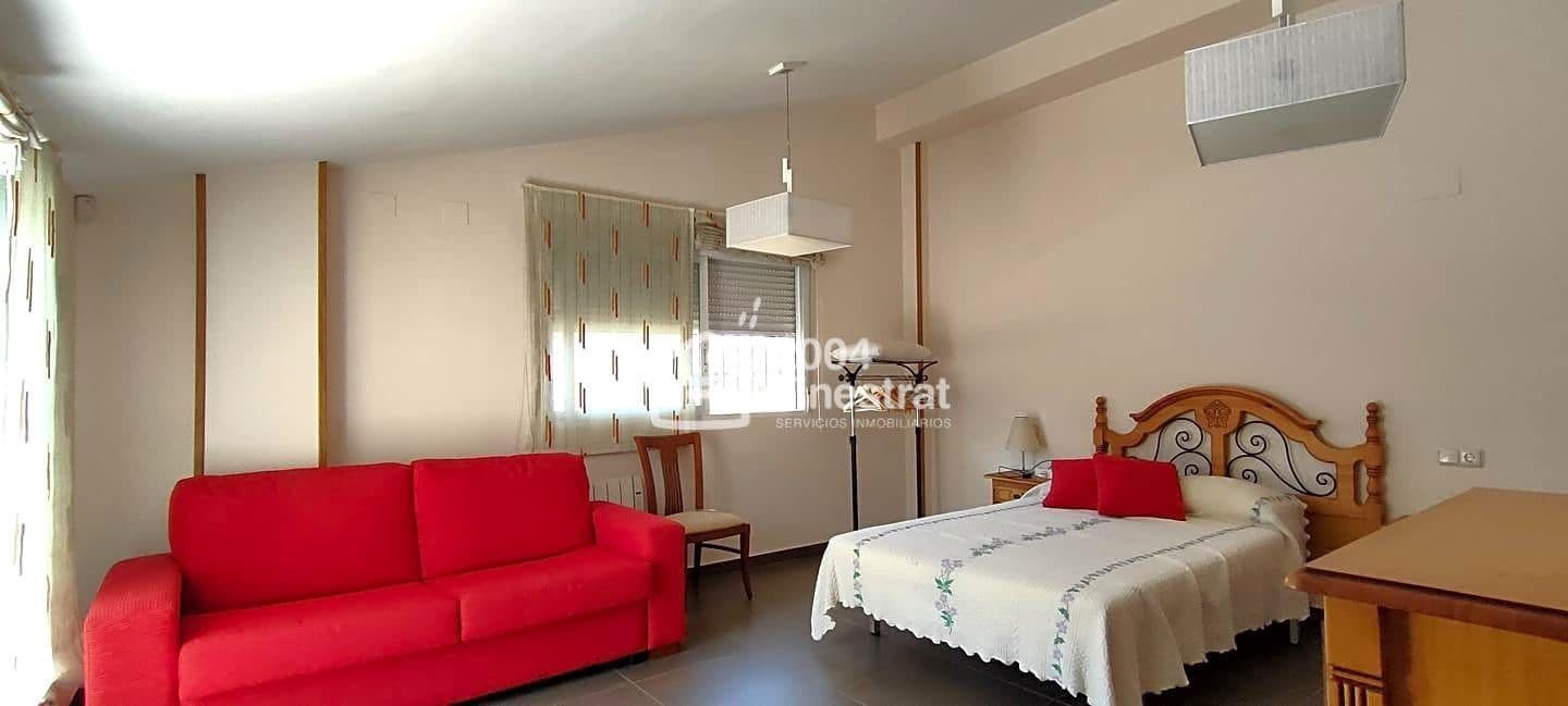 3 sypialnia Willa na sprzedaż w Benidorm z basenem garażem - 449 000 € (Ref: 8429392)