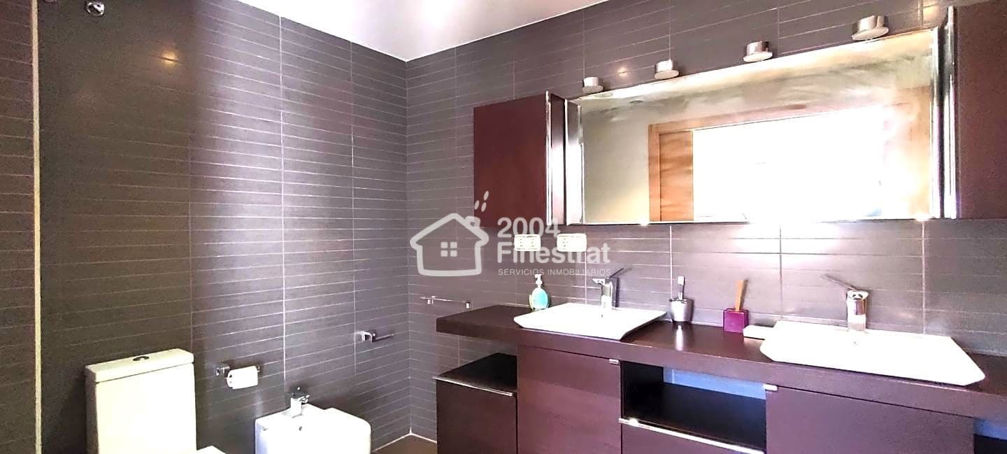 3 sypialnia Willa na sprzedaż w Benidorm z basenem garażem - 449 000 € (Ref: 8429392)