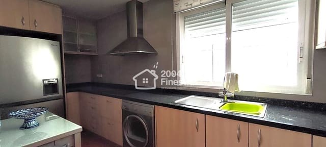 3 sypialnia Willa na sprzedaż w Benidorm z basenem garażem - 449 000 € (Ref: 8429392)