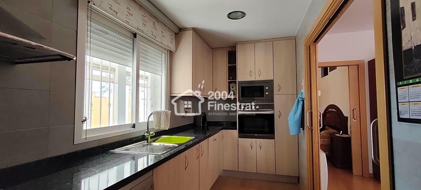 3 sypialnia Willa na sprzedaż w Benidorm z basenem garażem - 449 000 € (Ref: 8429392)