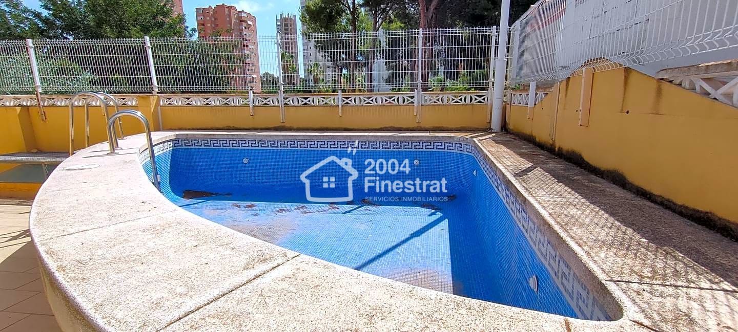 3 sypialnia Willa na sprzedaż w Benidorm z basenem garażem - 449 000 € (Ref: 8429392)