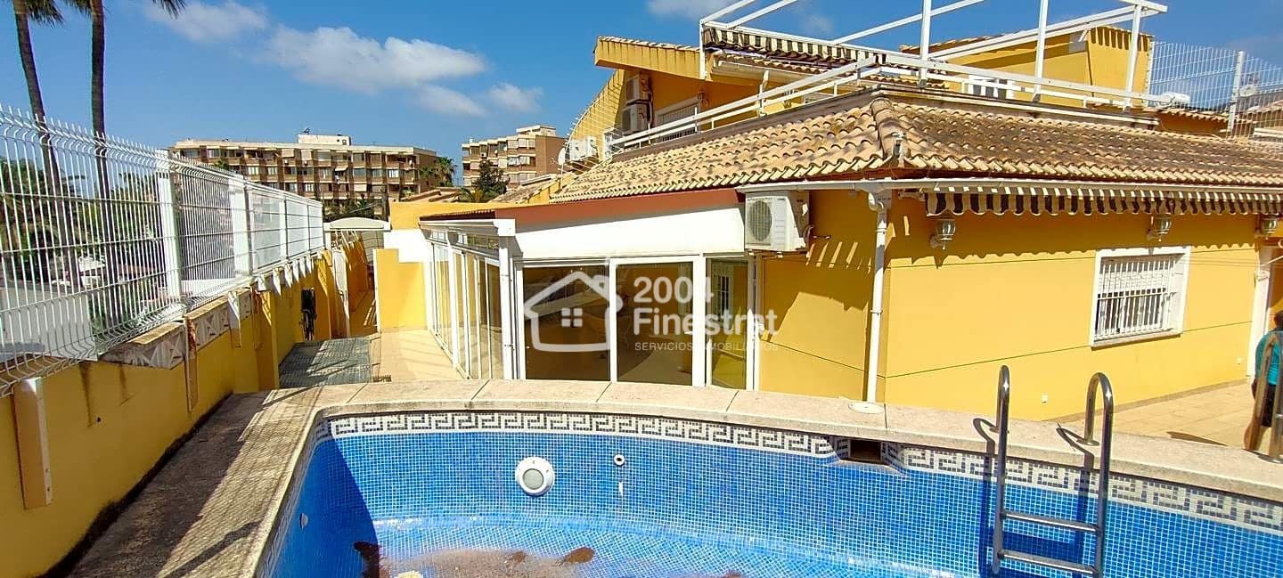 3 sypialnia Willa na sprzedaż w Benidorm z basenem garażem - 449 000 € (Ref: 8429392)
