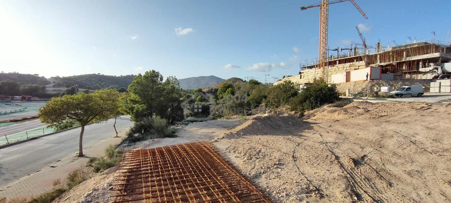 Grunde uden byggetilladelser til salg i Finestrat - € 225.000 (Ref: 8645402)