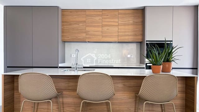 2 soveværelse Villa til salg i Polop med garage - € 445.000 (Ref: 8664820)