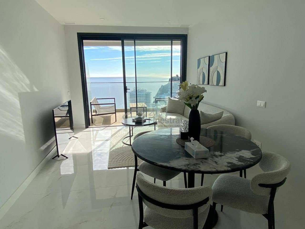 2 makuuhuone Asunto myytävänä paikassa Benidorm mukana uima-altaan 
autotalli - 619 500 € (Ref: 8738843)