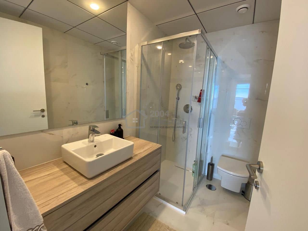 2 makuuhuone Asunto myytävänä paikassa Benidorm mukana uima-altaan 
autotalli - 619 500 € (Ref: 8738843)