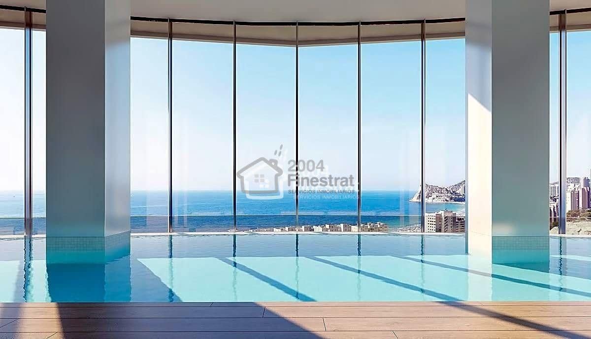 2 makuuhuone Asunto myytävänä paikassa Benidorm mukana uima-altaan 
autotalli - 619 500 € (Ref: 8738843)