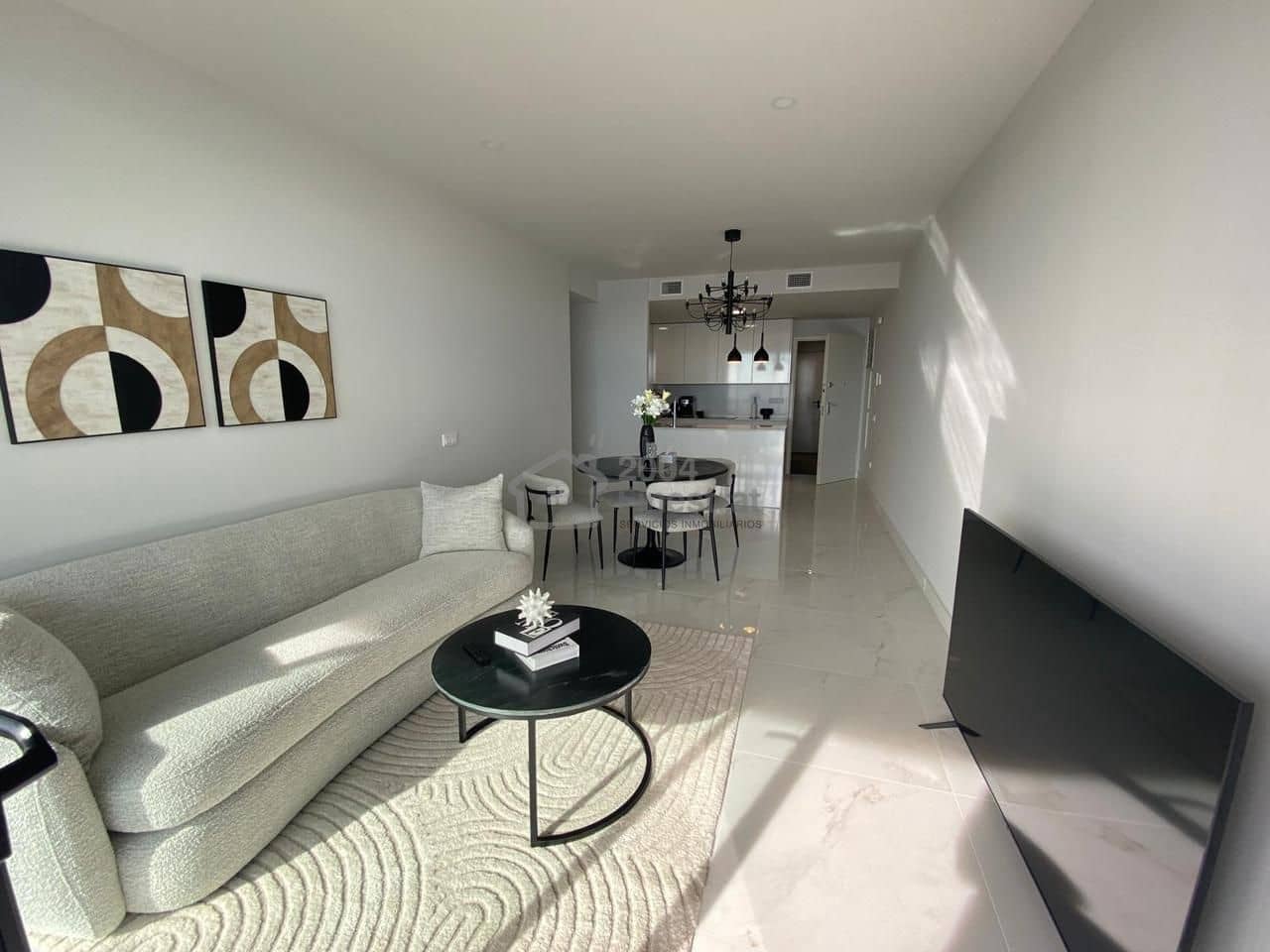 2 makuuhuone Asunto myytävänä paikassa Benidorm mukana uima-altaan 
autotalli - 619 500 € (Ref: 8738843)