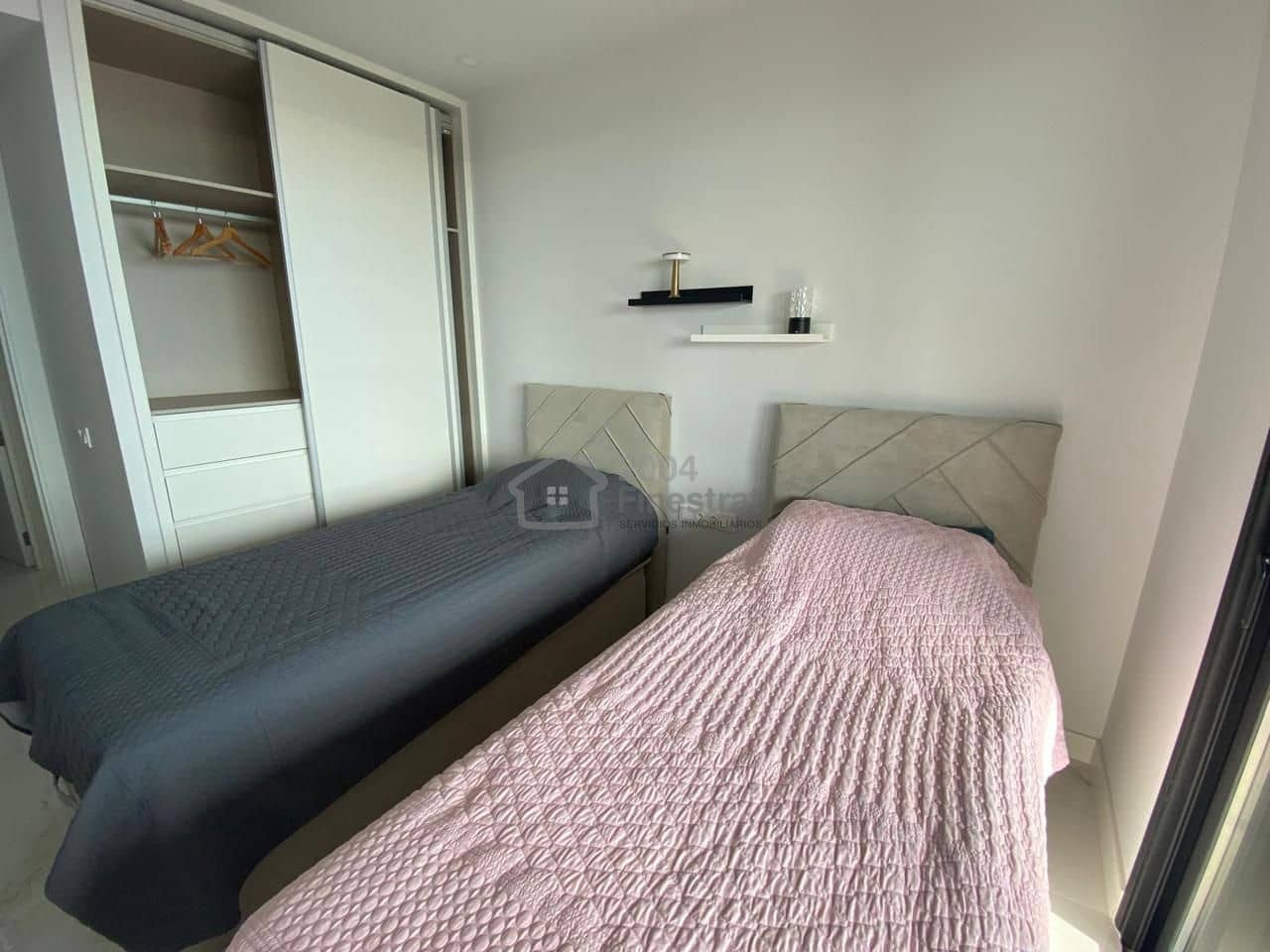 2 makuuhuone Asunto myytävänä paikassa Benidorm mukana uima-altaan 
autotalli - 619 500 € (Ref: 8738843)