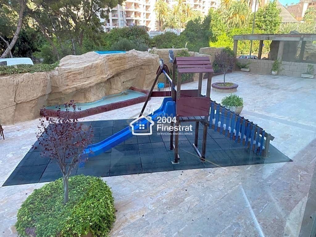 Piso de 4 habitaciones en La Villajoyosa / Vila Joiosa en venta con piscina garaje - 295.000 € (Ref: 8762252)