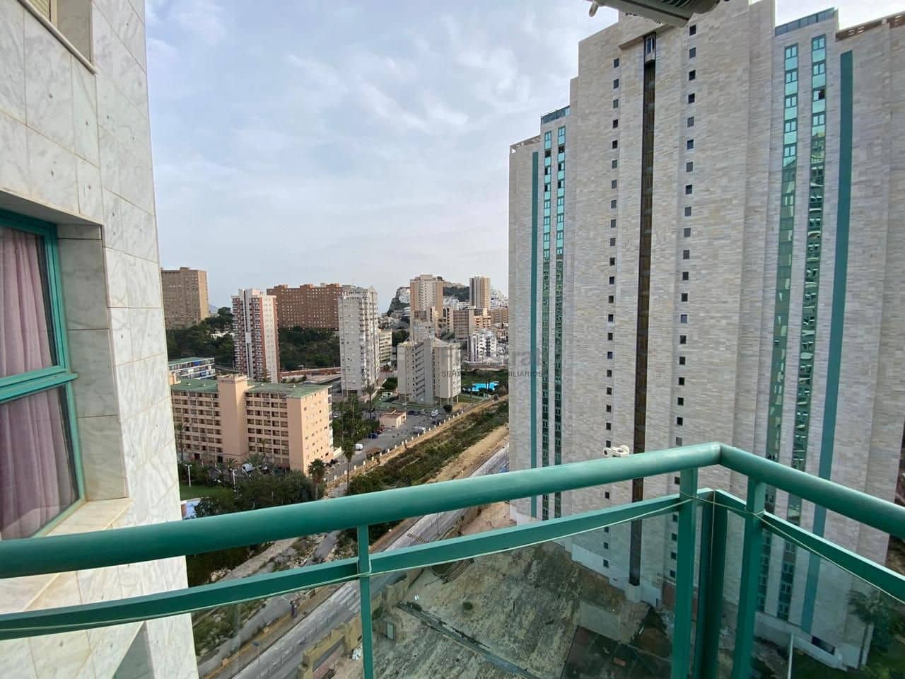 Piso de 4 habitaciones en La Villajoyosa / Vila Joiosa en venta con piscina garaje - 295.000 € (Ref: 8762252)