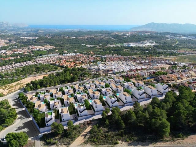 Chalet de 3 habitaciones en Polop en venta con piscina garaje - 598.000 € (Ref: 8807256)