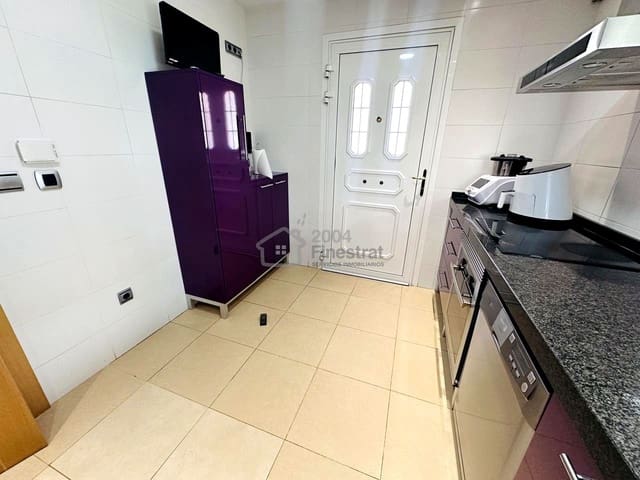 7 soveværelse Villa til salg i Balcón de Finestrat - Terra Marina, Finestrat med swimmingpool - € 695.000 (Ref: 8816705)