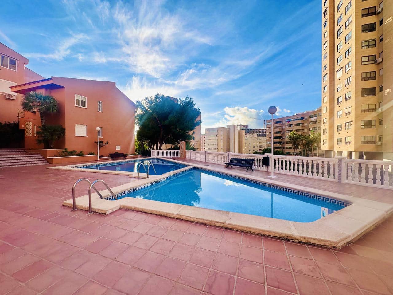 2 soverom Leilighet til salgs i Benidorm med garasje - € 215 000 (Ref: 8826463)
