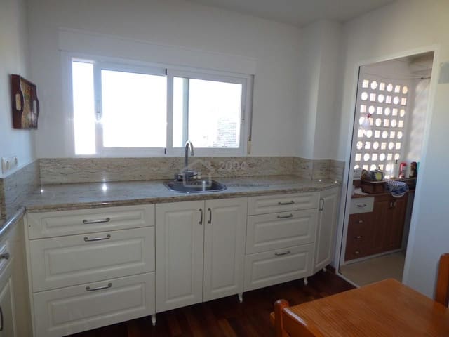 3 makuuhuone Asunto myytävänä paikassa Benidorm mukana uima-altaan 
autotalli - 295 000 € (Ref: 8939674)