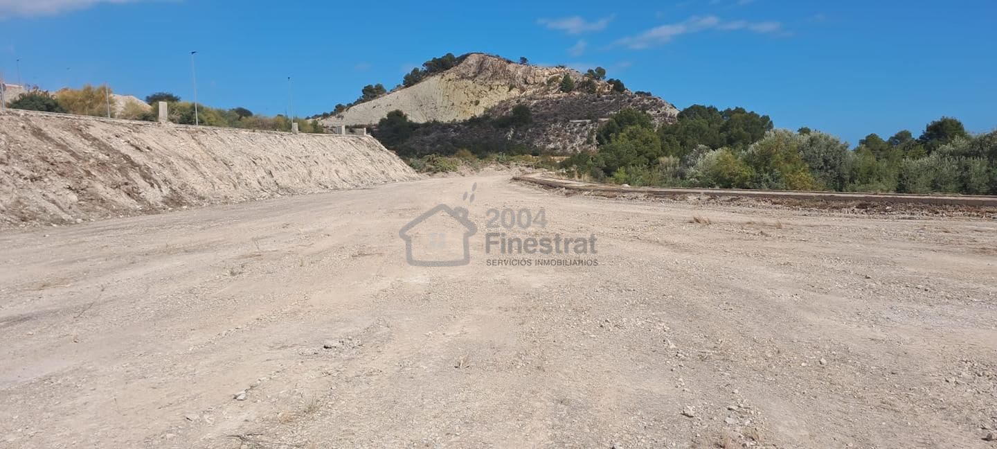 Undeveloped Land for sale in Finestrat - € 1,400,000 (Ref: 8983003)