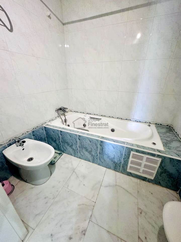 3 bedroom Flat for sale in La Villajoyosa / Vila Joiosa with pool - € 273,000 (Ref: 8987055)