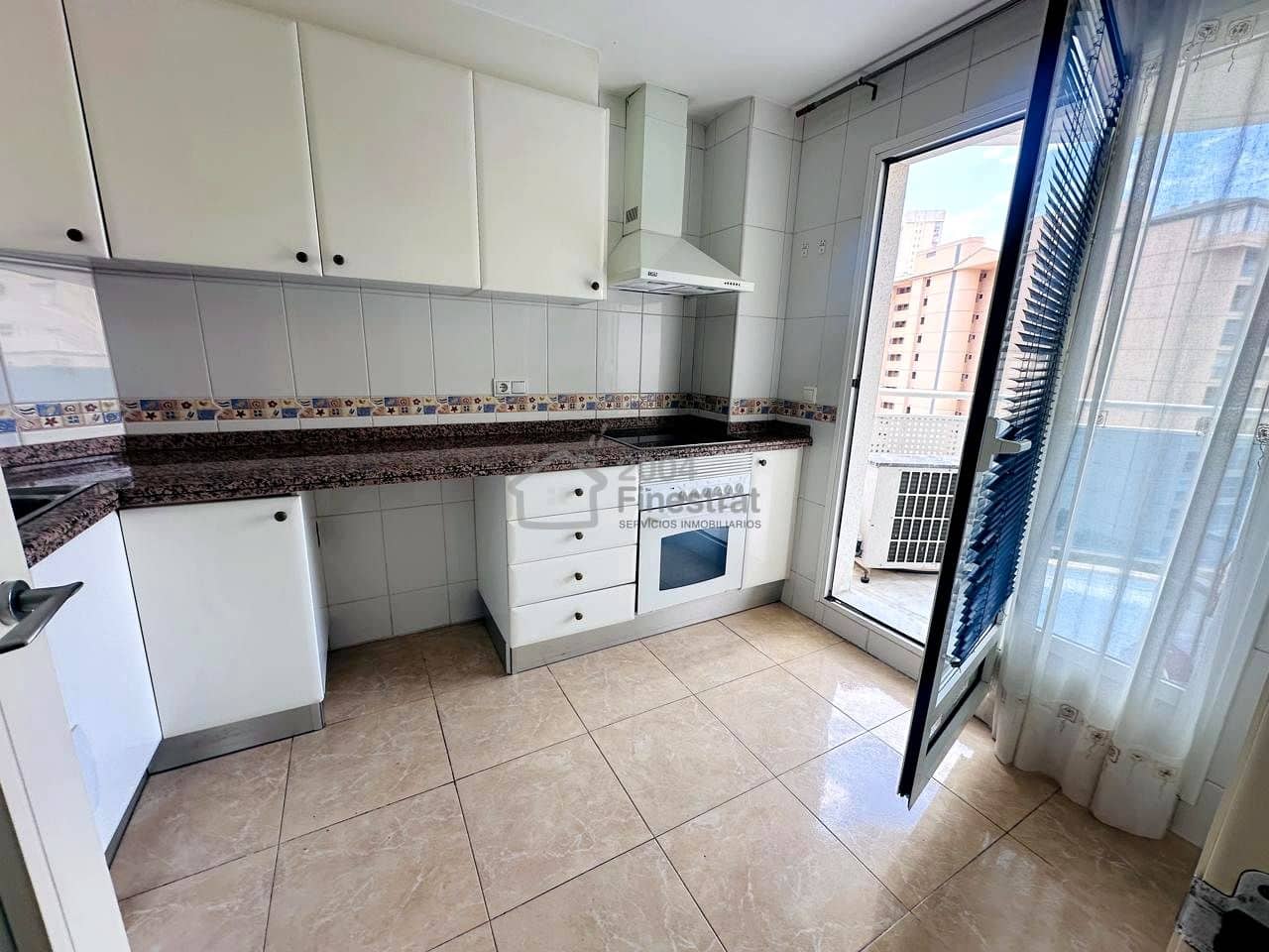 3 bedroom Flat for sale in La Villajoyosa / Vila Joiosa with pool - € 273,000 (Ref: 8987055)