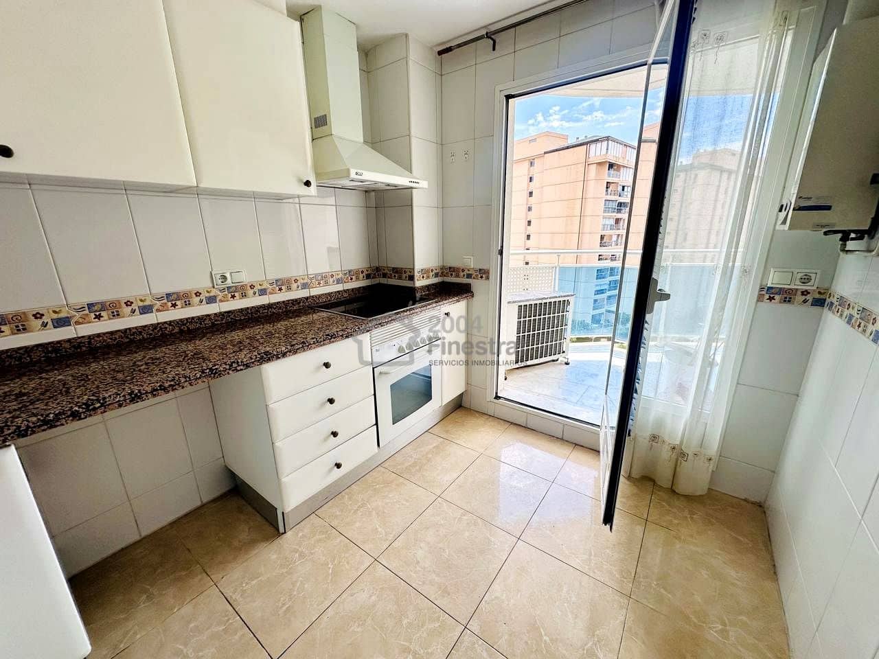 3 bedroom Flat for sale in La Villajoyosa / Vila Joiosa with pool - € 273,000 (Ref: 8987055)