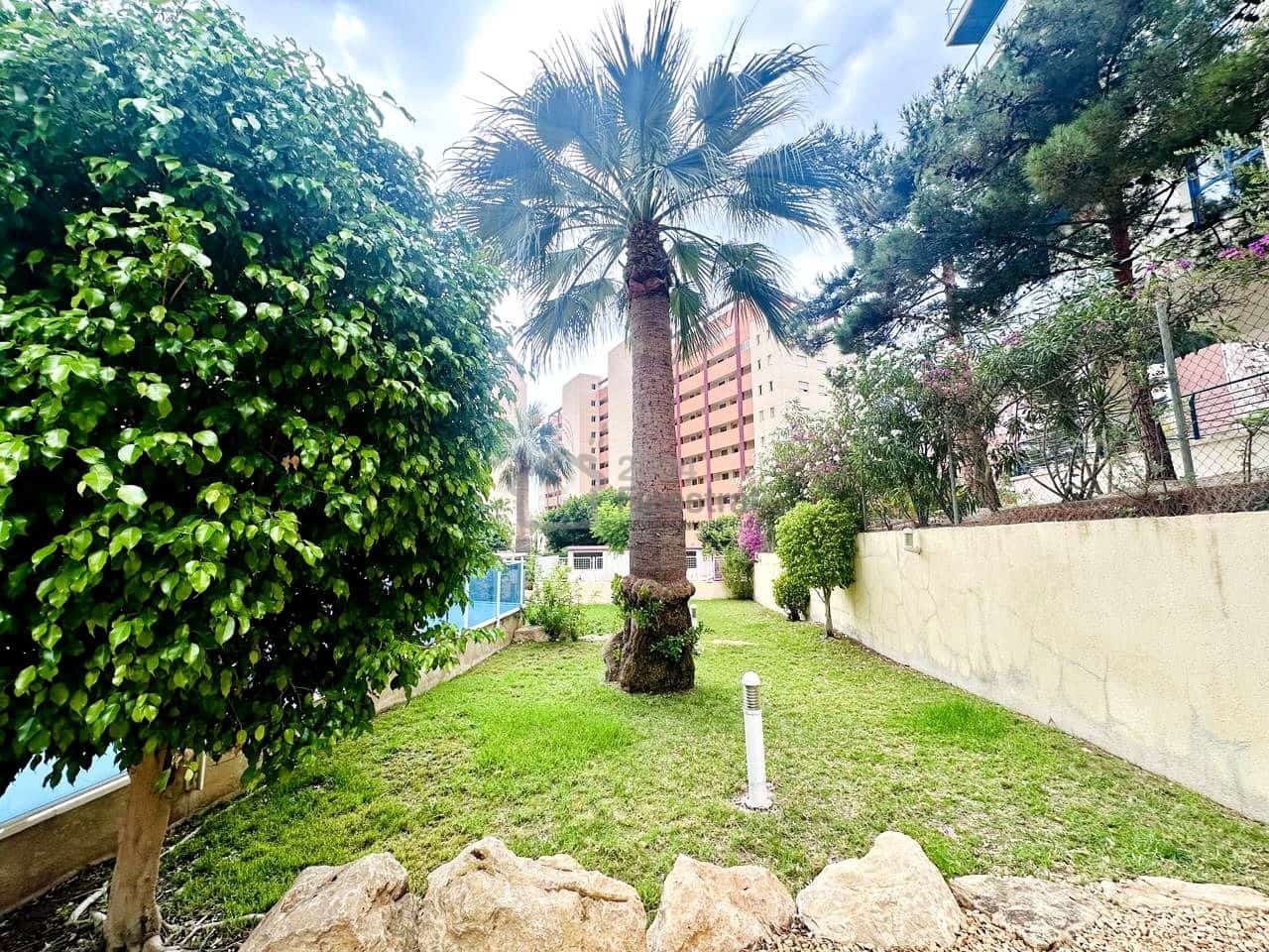 3 bedroom Flat for sale in La Villajoyosa / Vila Joiosa with pool - € 273,000 (Ref: 8987055)