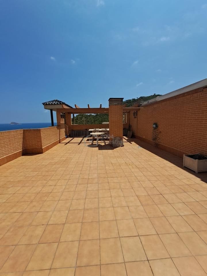 Piso de 2 habitaciones en La Villajoyosa / Vila Joiosa en venta con piscina garaje - 539.250 € (Ref: 9002088)