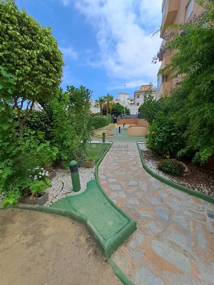 Piso de 2 habitaciones en La Villajoyosa / Vila Joiosa en venta con piscina garaje - 539.250 € (Ref: 9002088)