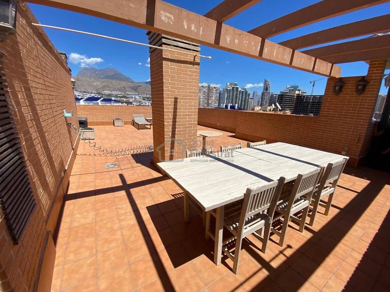 Piso de 2 habitaciones en La Villajoyosa / Vila Joiosa en venta con piscina garaje - 539.250 € (Ref: 9002088)