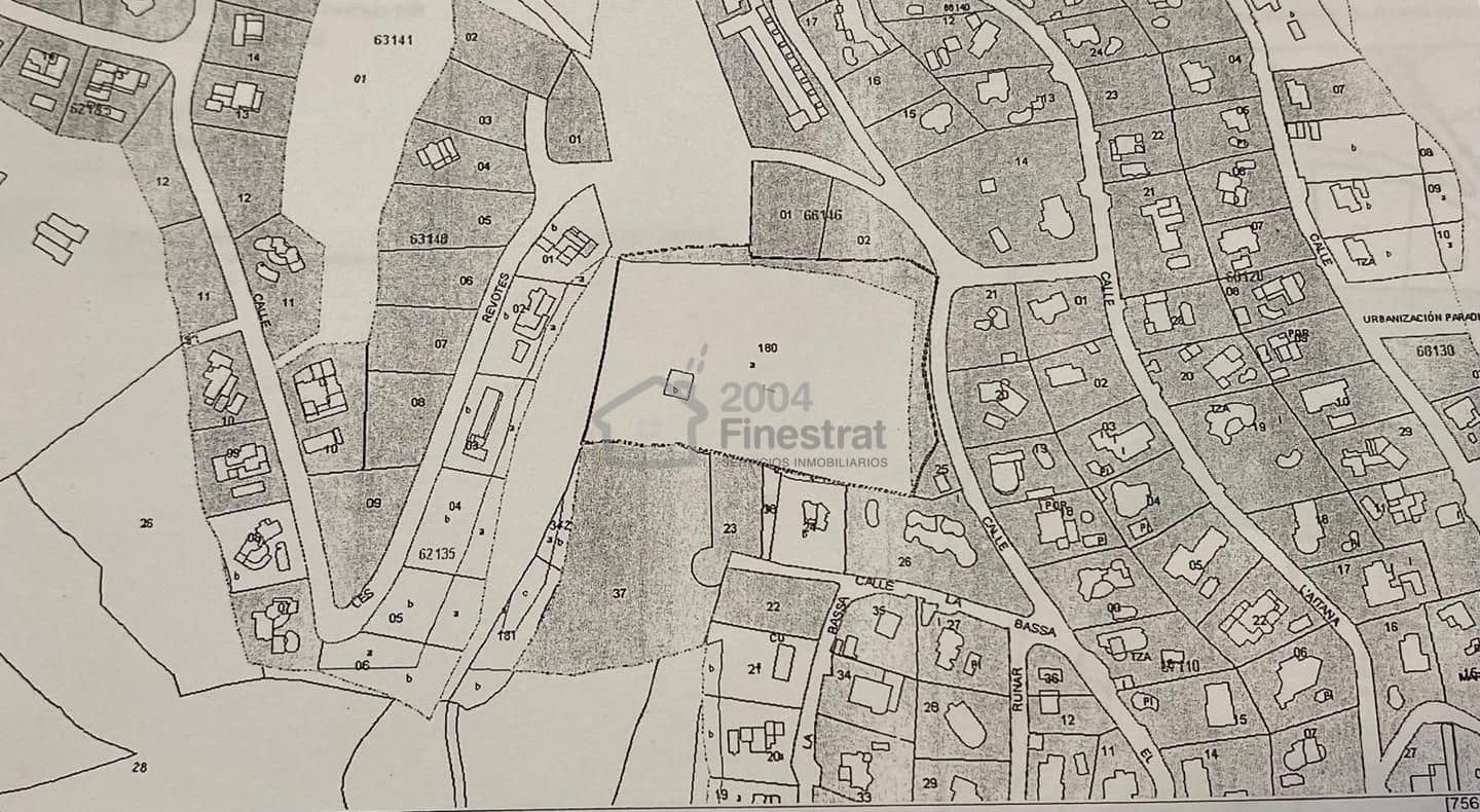 Rakentamaton maa myytävänä paikassa Altea - 300 000 € (Ref: 9028486)