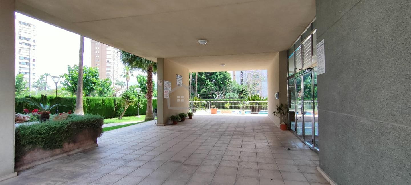 2 soveværelse Lejlighed til salg i Benidorm med garage - € 280.000 (Ref: 9051804)