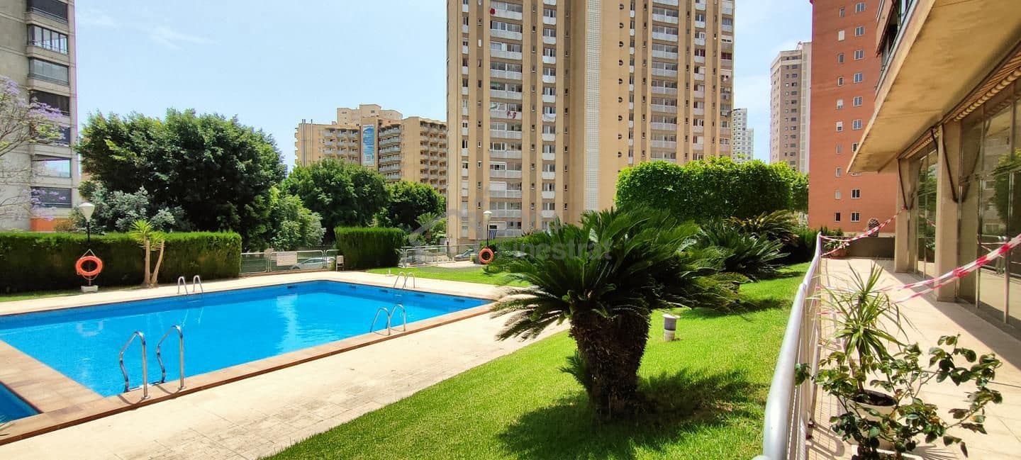 2 soveværelse Lejlighed til salg i Benidorm med garage - € 280.000 (Ref: 9051804)