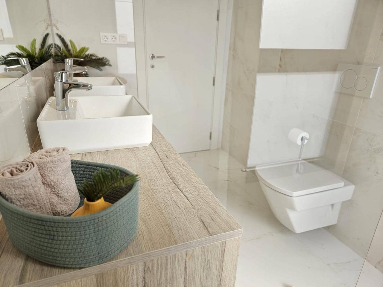 3 bedroom Flat for sale in Benidorm - € 690,000 (Ref: 9108164)