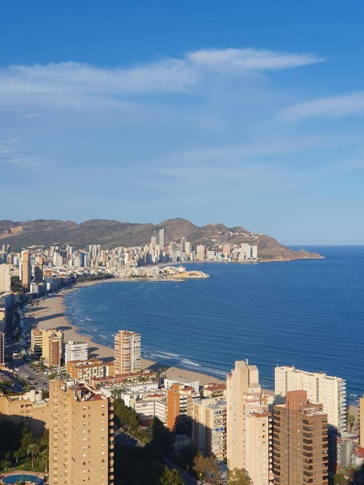 3 bedroom Flat for sale in Benidorm - € 690,000 (Ref: 9108164)