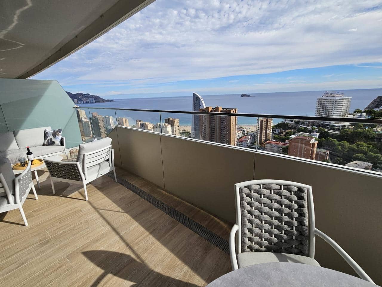 3 bedroom Flat for sale in Benidorm - € 690,000 (Ref: 9108164)