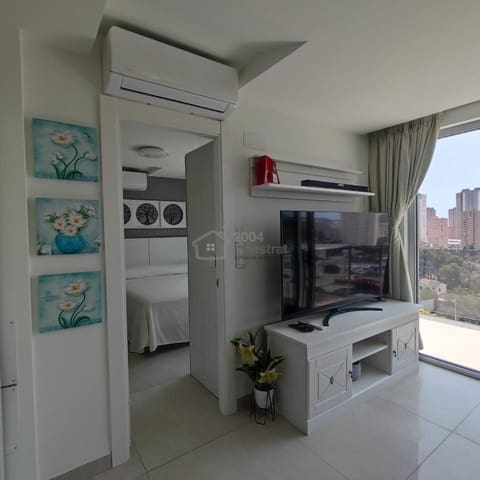 2 soveværelse Lejlighed til salg i Cala de Finestrat, Finestrat - € 275.000 (Ref: 9109408)