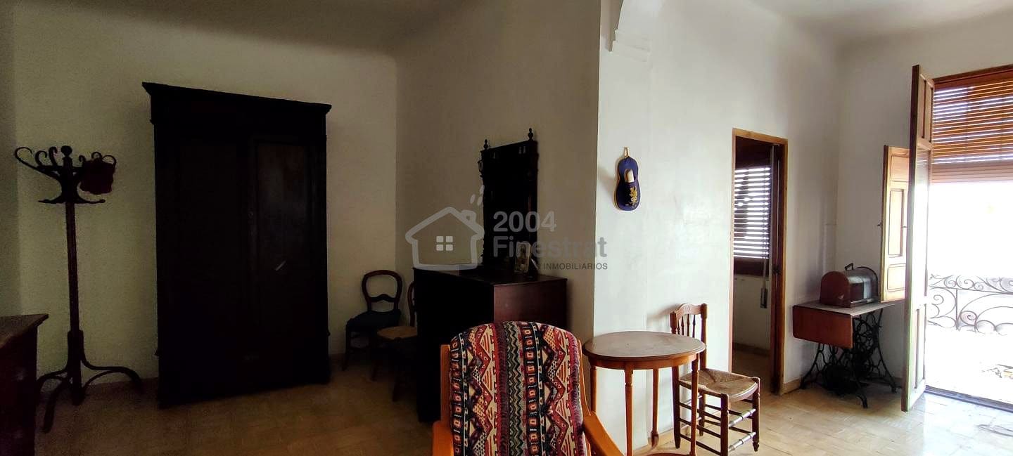 7 bedroom Villa for sale in Relleu - € 145,000 (Ref: 9131949)