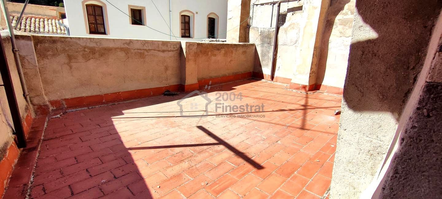 7 bedroom Villa for sale in Relleu - € 145,000 (Ref: 9131949)