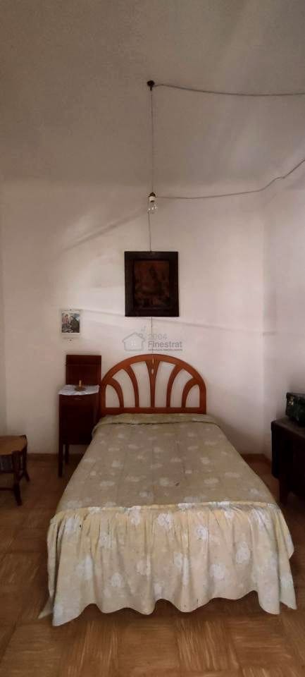 7 bedroom Villa for sale in Relleu - € 145,000 (Ref: 9131949)