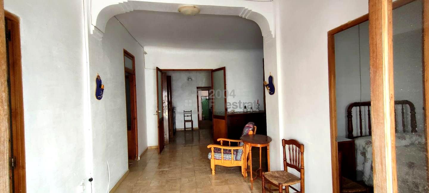 7 bedroom Villa for sale in Relleu - € 145,000 (Ref: 9131949)