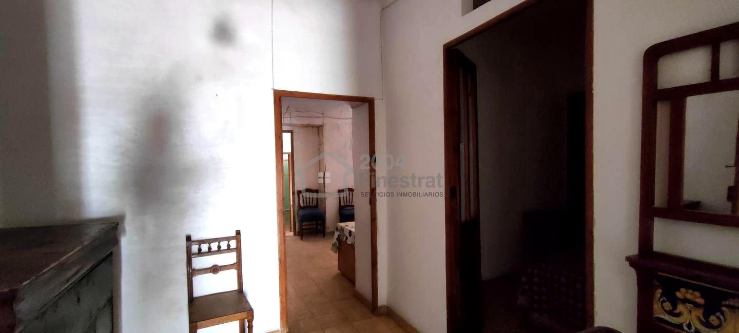 7 bedroom Villa for sale in Relleu - € 145,000 (Ref: 9131949)