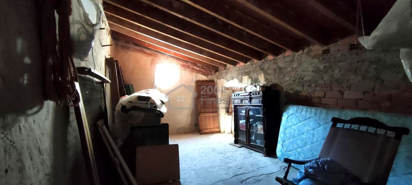 7 bedroom Villa for sale in Relleu - € 145,000 (Ref: 9131949)