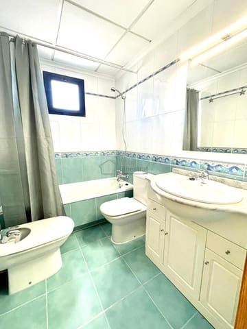 2 soveværelse Lejlighed til leje i La Cala de Villajoyosa, La Villajoyosa / Vila Joiosa med swimmingpool - € 1.150 (Ref: 9163143)