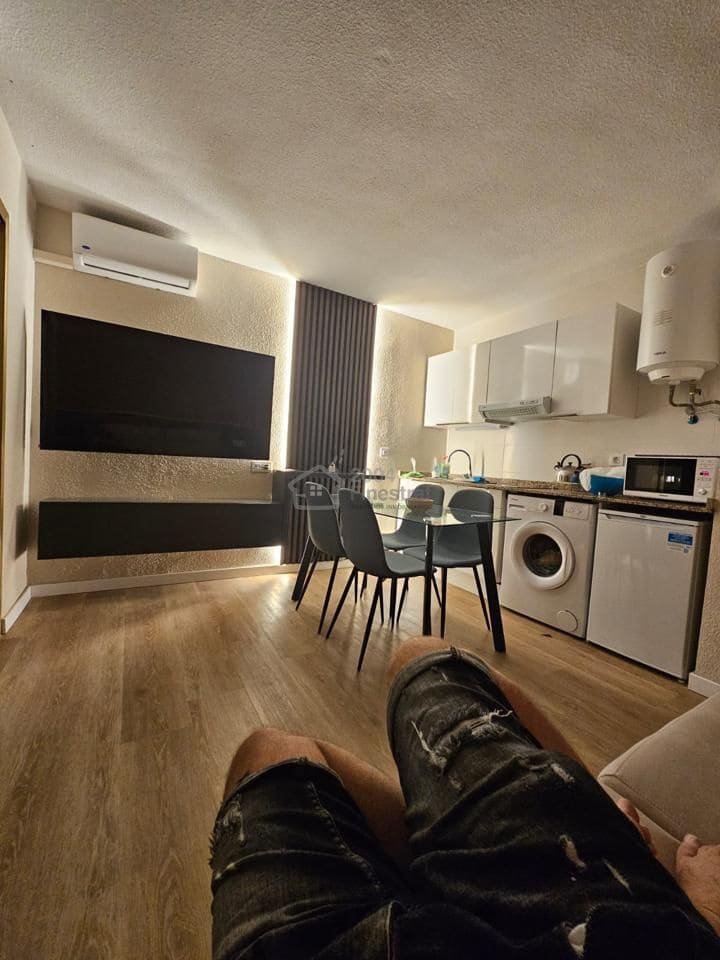 Leilighet til salgs i Benidorm med svømmebasseng garasje - € 200 000 (Ref: 9164373)