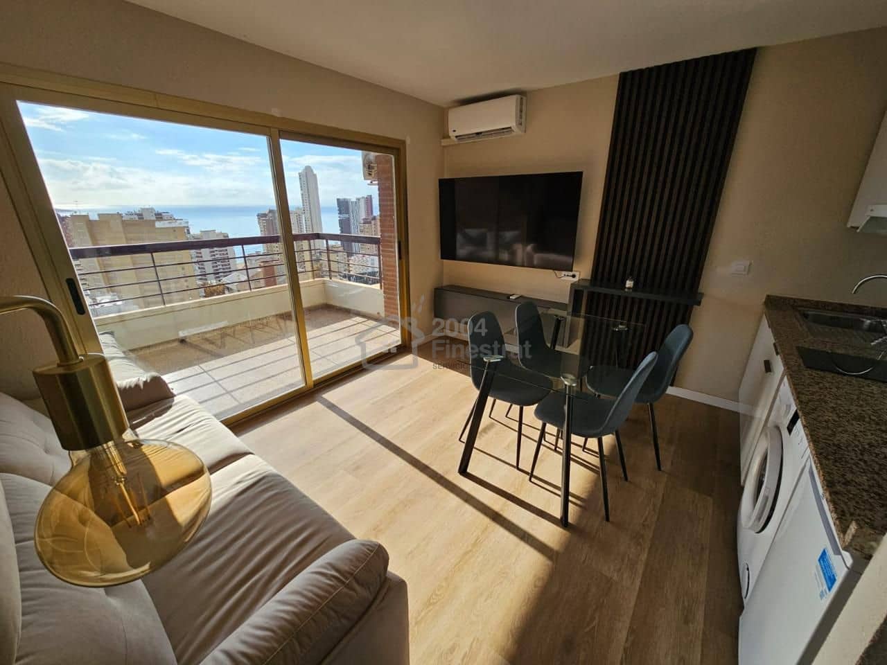 Leilighet til salgs i Benidorm med svømmebasseng garasje - € 200 000 (Ref: 9164373)