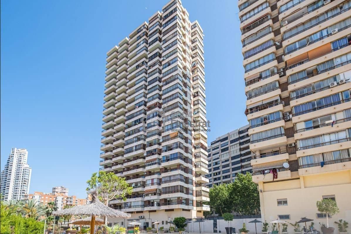 Leilighet til salgs i Benidorm med svømmebasseng garasje - € 200 000 (Ref: 9164373)